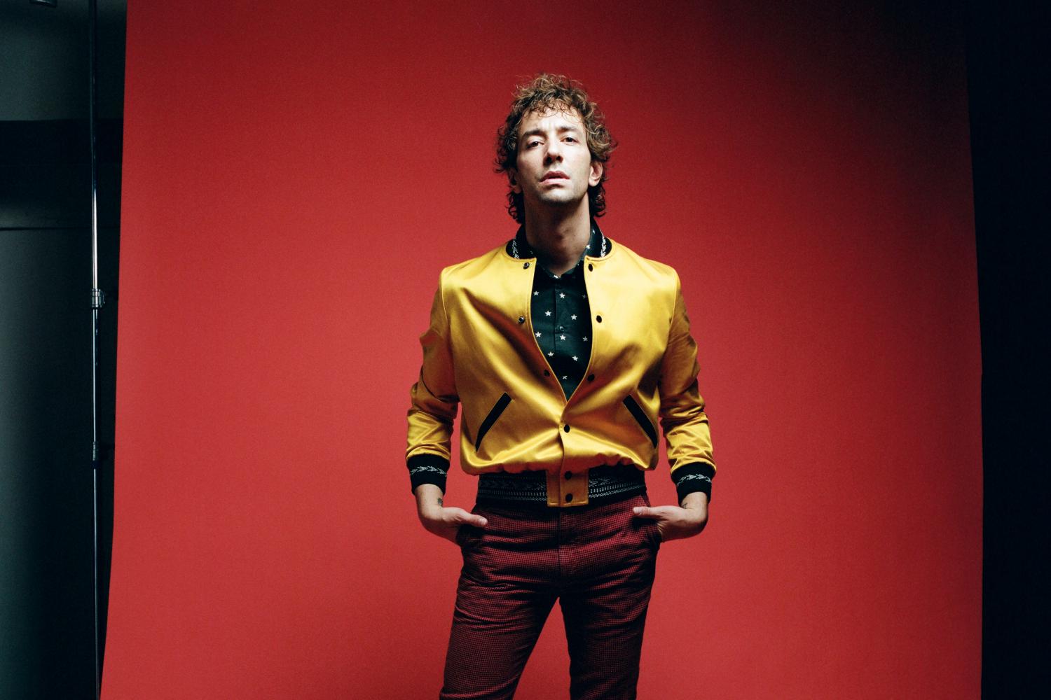 Albert Hammond Jr Rilis Video Muted Beatings