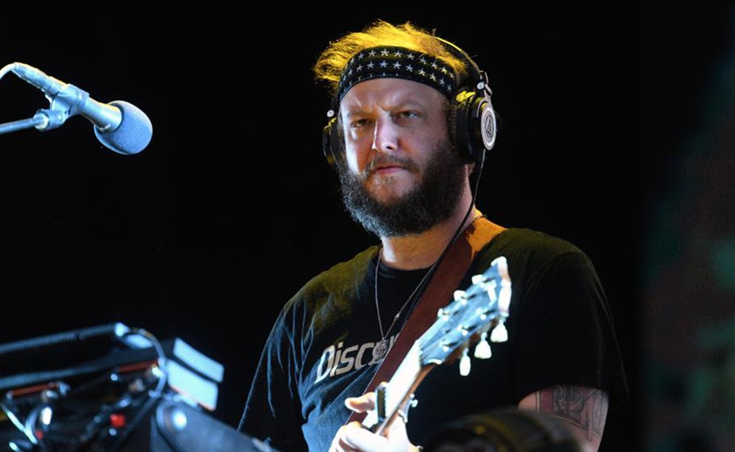 Bon Iver Umumkan Perilisan Ulang EP 'Blood Bank'