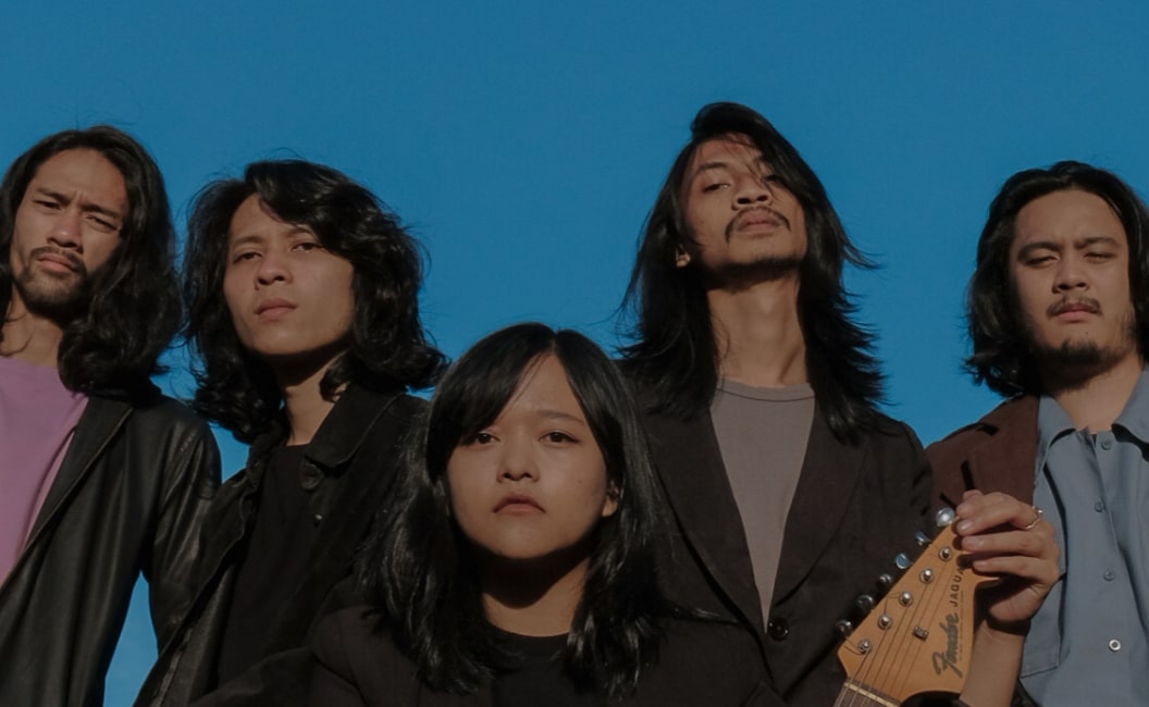 Suarloca Rilis Album Perdana Penumbra